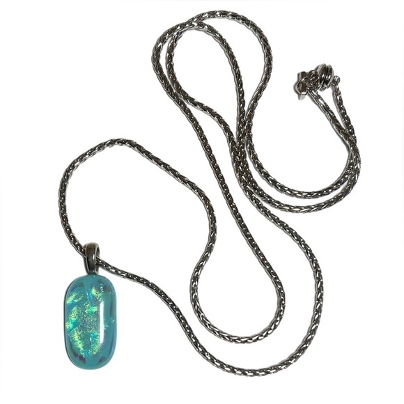 Hand Crafted - Fused Glass Pendant - Long Silver Tone Chain With Magnetic Clasp - Picture 4 of 5